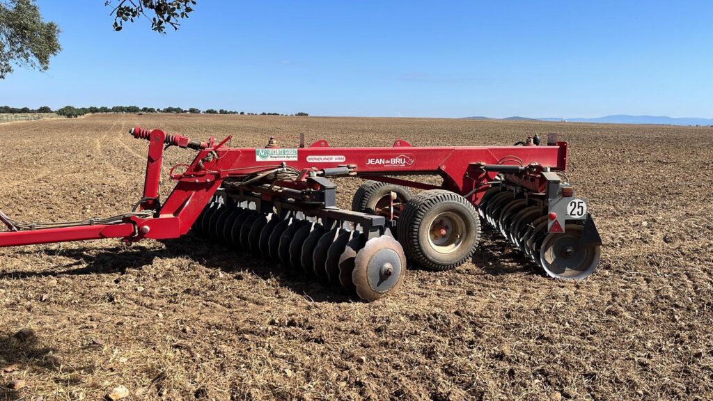 Jean de Bru Eurotechnics Agri Monoliner VRM 36 HD10P4D17